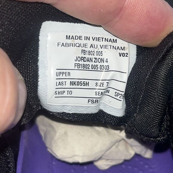 Jordan Zion 4 Fsr Sample Pair Metalic Silver Grey Fog  Gree And Grape Size 7 Men main image 4